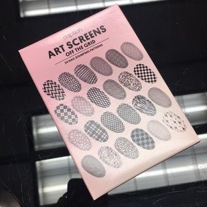 Nail Stamping Plate Young Nails Caption